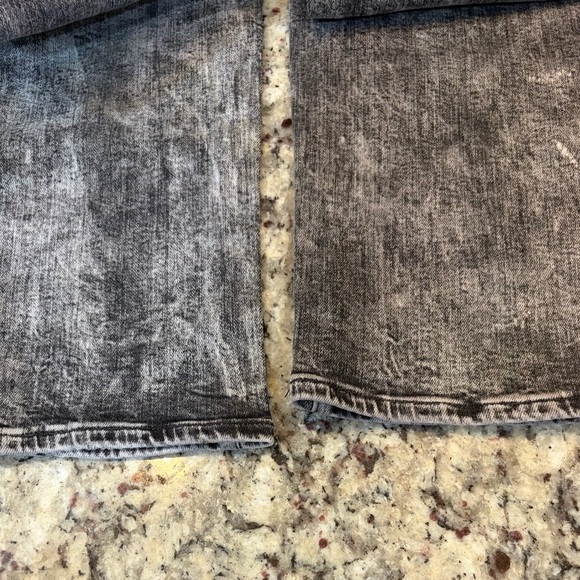 American Eagle Outfitters Men's Distressed Black Skinny Jeans - Picture 7 of 8